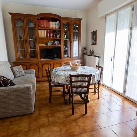 Appartement Casa Stema à Meda Extérieur photo